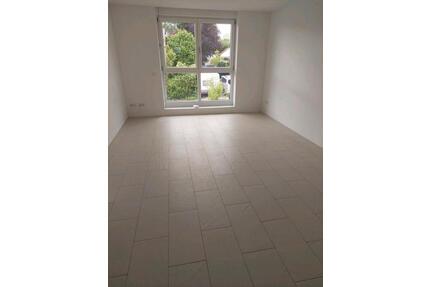 1 Zimmer in 4er WG zu vermieten - Oberding