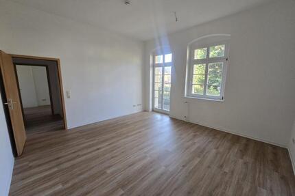 Zossen OT Wünsdorf, Fontanestraße 5 2-Zimmer Wohnung mit Terrasse ab 01.04.2026 zu vermieten