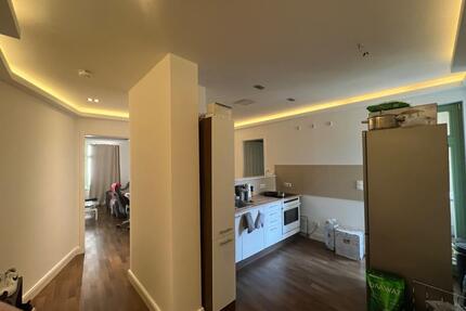 Bright 2-room apartment with balcony & garden view - Leipzig Nord