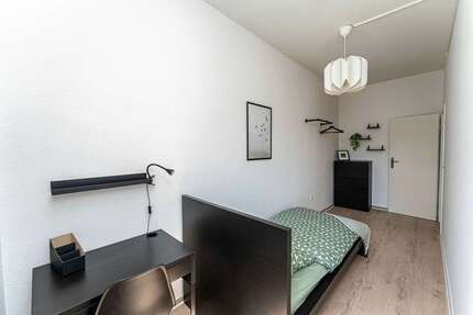 WG-Zimmer in Berlin 530,00 € 12 m²