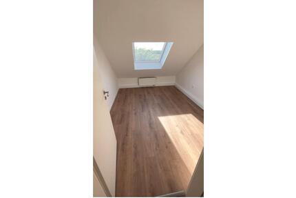 Helle renovierte 4 Zimmer DG Wohnung in Haaren - Bad Wünnenberg