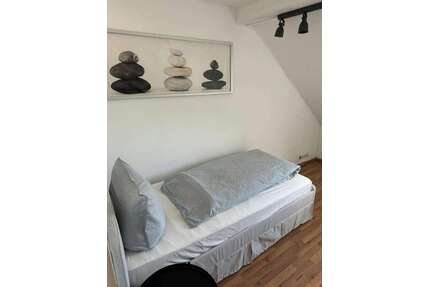 WG-Zimmer in Düsseldorf 699,00 € 15 m²