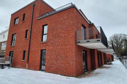 Neubau Erstbezug 3 – Zimmer Komfort-Wohnung mit Balkon und Fahrstuhl Whg. 5 - Norderstedt Harksheide