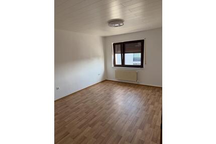 schöne 2 Zimmer Wohnung ab sofort in Nürnberg zu vermieten