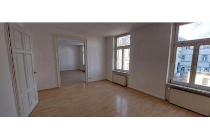 zentrumsnahe 3-Zimmer Wohnung - 550,00&nbsp;EUR Kaltmiete, ca.&nbsp; 86,00&nbsp;m&sup2; in Bernburg (Saale) (PLZ: 06406)