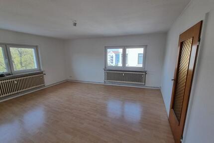 Helle,zentrale,renovierte 2-Zimmer,Küche, Tageslicht-Wohnung 52m² - Braunschweig Lehndorf-Watenbüttel