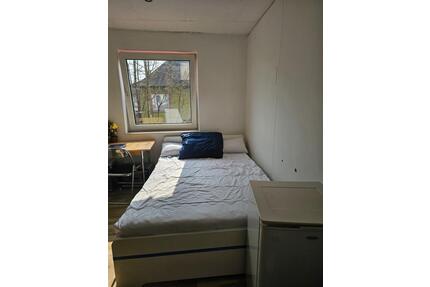 WG - Zimmer Pfungstadt - 410,00&nbsp;EUR Kaltmiete, ca.&nbsp; 13,00&nbsp;m&sup2; in Pfungstadt (PLZ: 64319)