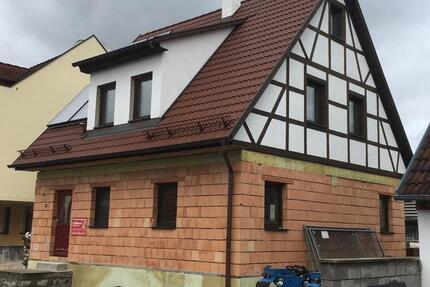 2-Zimmer Wohnung im 1. OG - 800,00&nbsp;EUR Kaltmiete, ca.&nbsp; 70,00&nbsp;m&sup2; in Uhingen (PLZ: 73066)