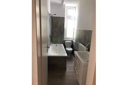 2,5 Zimmer Wohnung, zentral zur U35, mit Küche, zu sofort - Bochum Bochum-Mitte