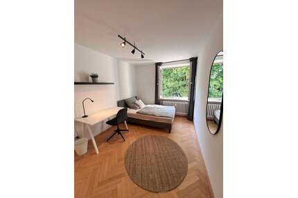WG-Zimmer in München 700,00 € 13 m²