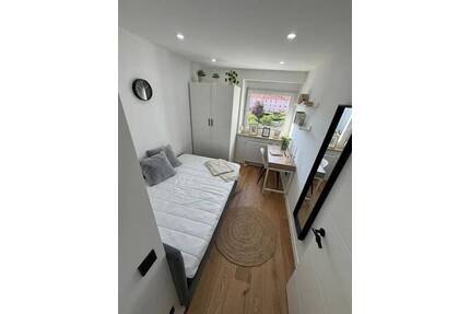 BAUERNFEIND: ?? Letztes WG-Zimmer frei im 2. OG | Möbliert | Internationale 4er-WG | 470 € warm - Nürnberg Zollhaus