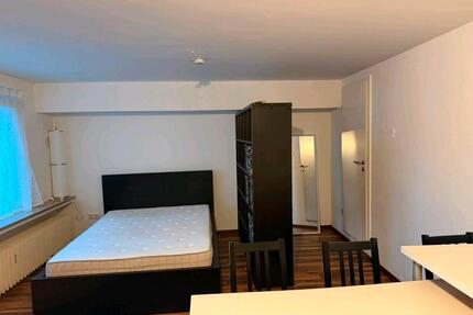 Sehr schöne FRISCH RENOVIERTE 1-Zimmer Wohnung - Duisburg Essenberg