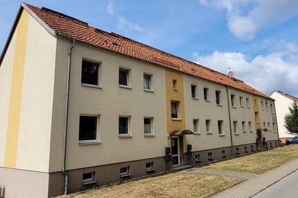 Waldstr. 4, Salzwedel OT Kuhfelde, 66 m², 3-Zimmer Whg. dörflich gelegen