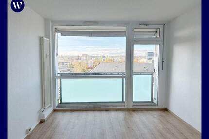 Wohnen genießen im Zentrum! 2 Zimmer - 2 Balkone mit Fernblick, Wannenbad + Aufzug - Dresden Seevorstadt-Ost/Großer Garten