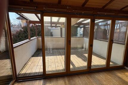 Große 4-Zimmer Maisonettewohnung (110 m²) mit Balkon - Karlsbad