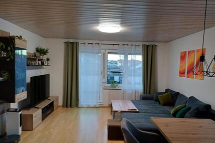 Helle zwei Zimmer Dachgeschosswohnung mit 52 m² in Trossingen