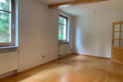 2 Zimmer Wohnung zu vermieten - 450,00&nbsp;EUR Kaltmiete, ca.&nbsp; 60,00&nbsp;m&sup2; in Duderstadt (PLZ: 37115)