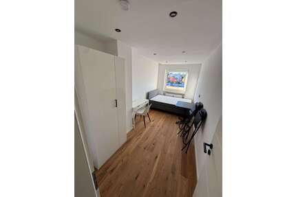 WG-Zimmer in München 730,00 € 11 m²