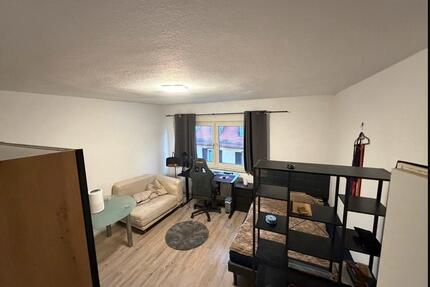 WG Zimmer zur Mieten mit Putz Frau Vorteil - Hanau