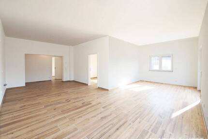 Lichtdurchflutete Drei-Zimmer Wohnung! - Friedrichsthal