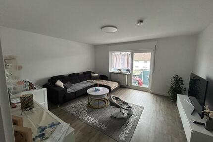 Helle 2 Zimmer Wohnung mit Balkon - Mosbach