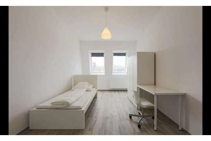 WG-Zimmer in Berlin 740,00 € 16 m²