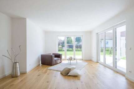 Wohnung zum Mieten in Augsburg 1.247,00 € 67.37 m²