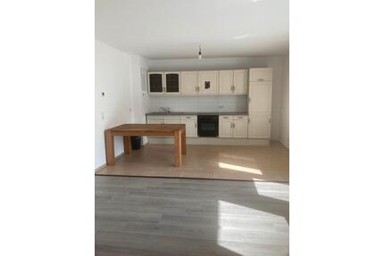 3 Zimmer Wohnung - 780,00&nbsp;EUR Kaltmiete, ca.&nbsp; 80,00&nbsp;m&sup2; in Idar-Oberstein (PLZ: 55743)