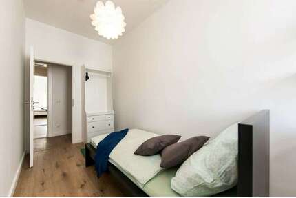 WG-Zimmer in Berlin 650,00 € 10 m²