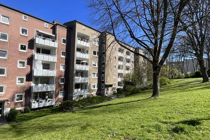 3 Zimmer mit zwei Balkone: Iserlohn Zentrum, direkt hinter der Altstadt mit neuen Laminatboden