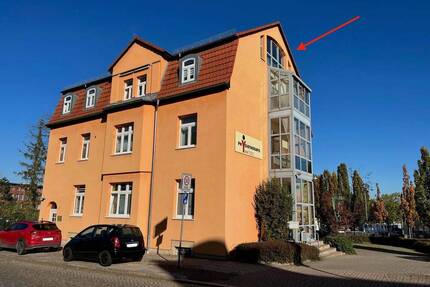 Moderne 2-Zimmer-Dachgeschosswohnung mit Stellplatz in Erfurt