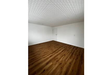Sanierte helle 2-Zimmer Wohnung - Albstadt Gemarkung Onstmettingen