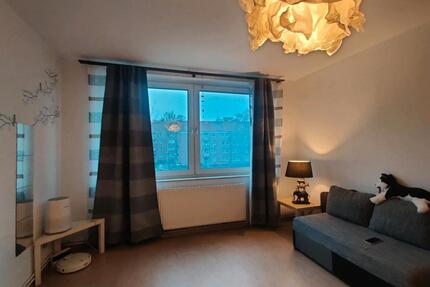 Zwischenmiete 23 Zimmer Wohnung für 6 Monaten - Hannover Ricklingen