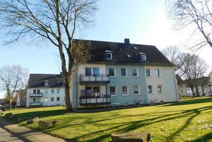 Gemütliche Wohnung, Einzugsbereit renoviert mit 3 Zimmern und Balkon! - Bochum Altenbochum