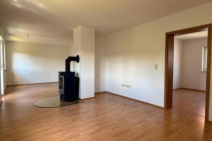 Schöne helle 2-Zimmer Wohnung Kaiserlautern City (Balkon) - Kaiserslautern Engelshof