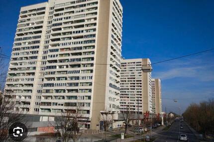 Große Helle 3 Zimmer Wohnung ( befristet ca. 1 Jahr ) - Augsburg Universitätsviertel