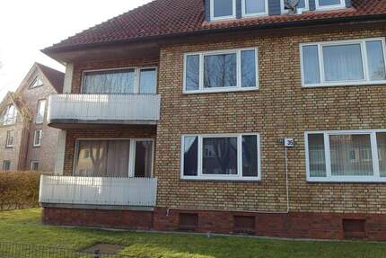 HH-Tonndorf, 3 Zimmer Wohnung im Erdgeschoss mit Balkon !Bitte unsere Fragen beachten! - Hamburg