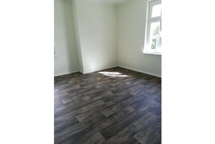 Zimmer in 2er WG (nur für Frauen) - Falkensee