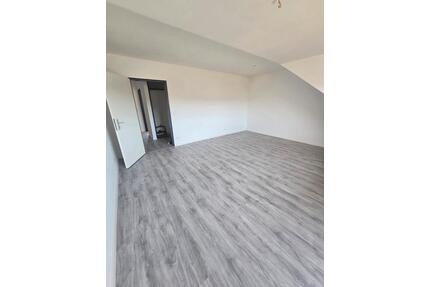 Helle 2 Zimmer Wohnung in Mönchengladbach-Rheydt