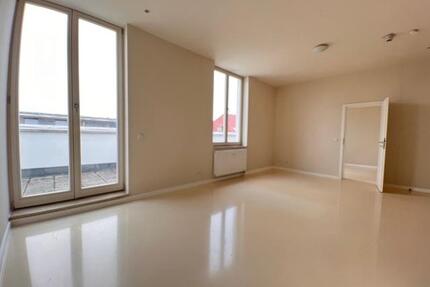 2 Zimmer DG-Apartment - mit Dachterrasse - frei ab 01.05.2026 - Dresden Prohlis