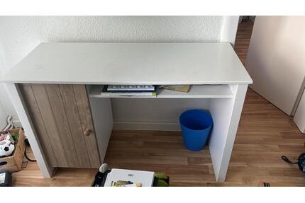 4 Zimmer Wohnung - 640,00&nbsp;EUR Kaltmiete, ca.&nbsp; 65,00&nbsp;m&sup2; in Leipzig (PLZ: 04279) Süd