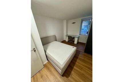 Helles, möbliertes WG-Zimmer in Toplage Stuttgart-Süd, all inclus