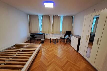 WG-Zimmer in moderner 6er Männer-WG in Toplage Lörrach