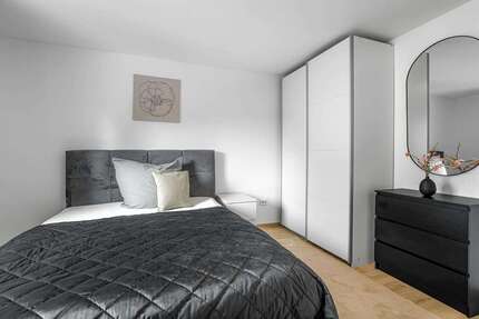 WG-Zimmer in München 950,00 € 15 m²