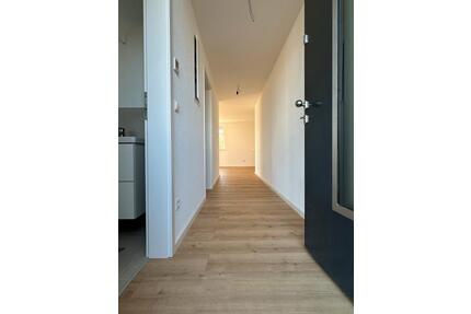 Neubau Erstbezug 3 Zimmer Wohnung in Rottenburg-Ergenzingen - Rottenburg am Neckar