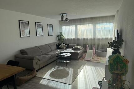 3-Zimmer Wohnung in Markdorf - 1.200,00&nbsp;EUR Kaltmiete, ca.&nbsp; 86,00&nbsp;m&sup2; in Friedrichshafen (PLZ: 88048) Ailingen