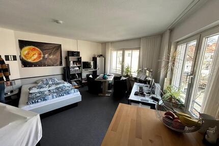Möbilierte 1-Zimmer Wohnung im 2. OG in Erlangen Zentrum