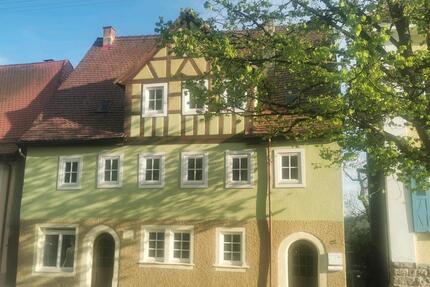Renovierte 2 Zimmer Wohnung im Zentrum von Langenburg - Braunsbach