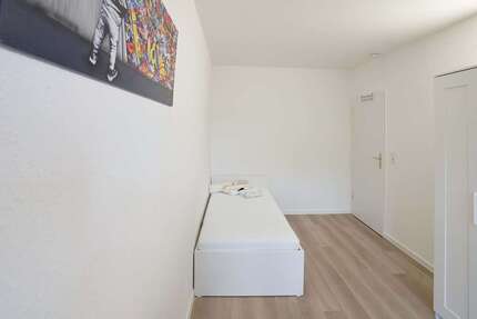 WG-Zimmer in Düsseldorf 609,00 € 15 m²