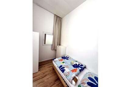 WG-Zimmer in Berlin 575,00 € 12 m²